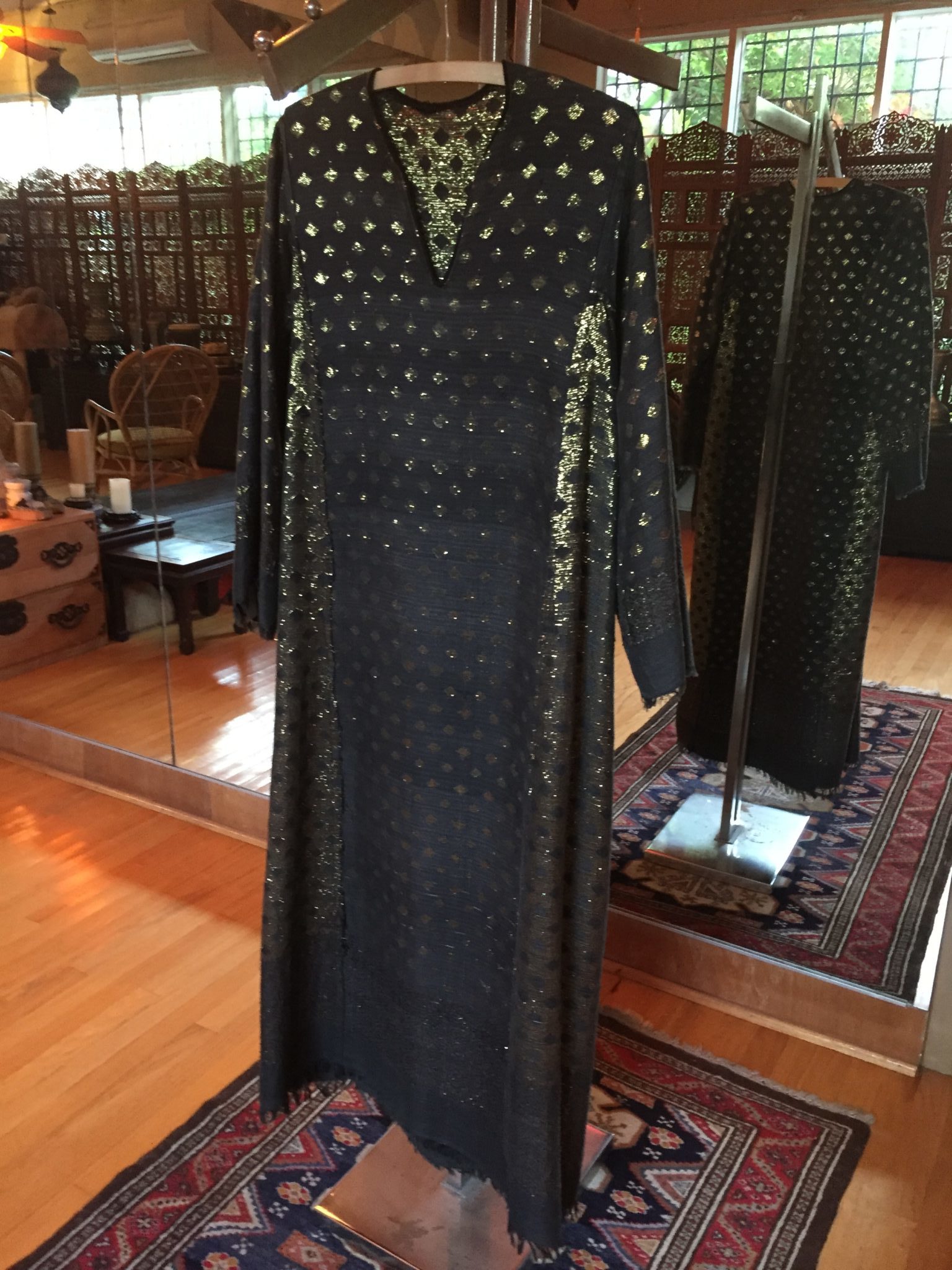 Egyptian Caftan Reversible Black And Gold Belly Dance With Aisha Ali